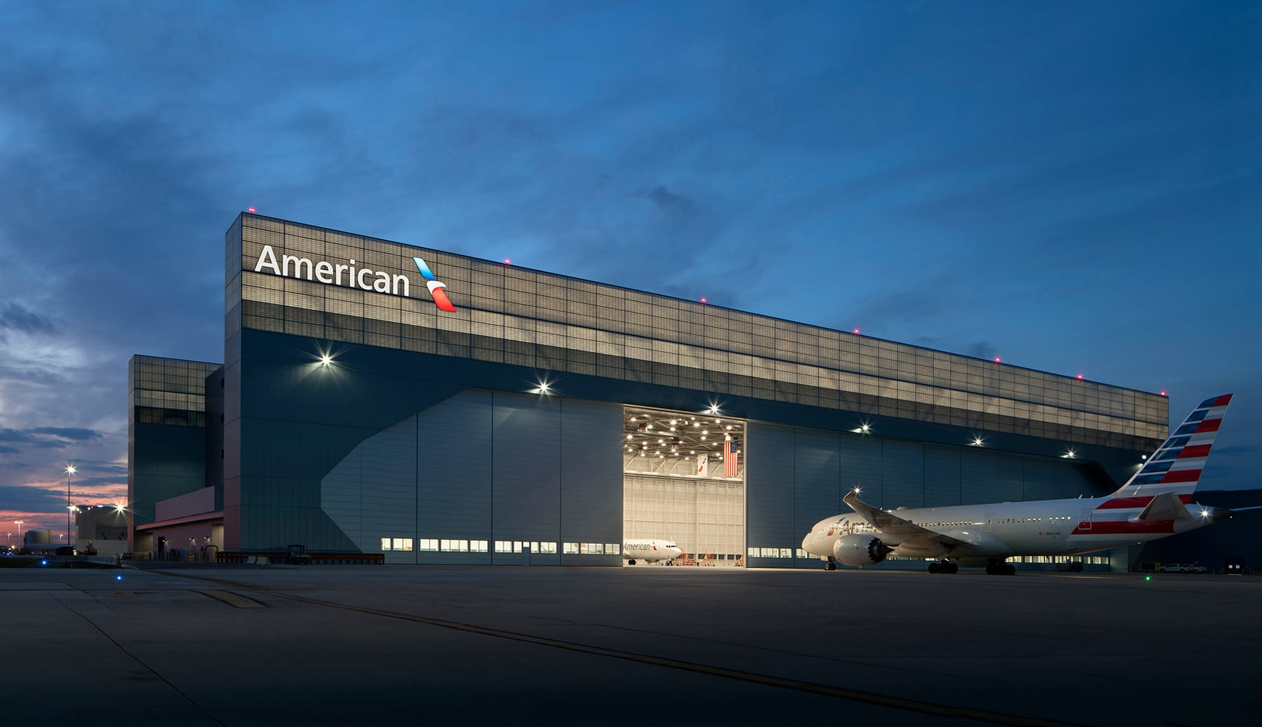 American Airlines O'Hare Hangar 2