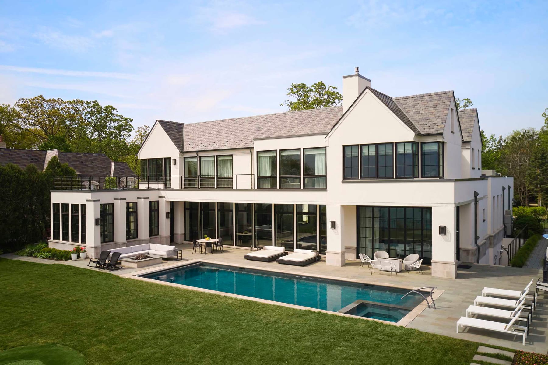 Crisp & Modern, image 10