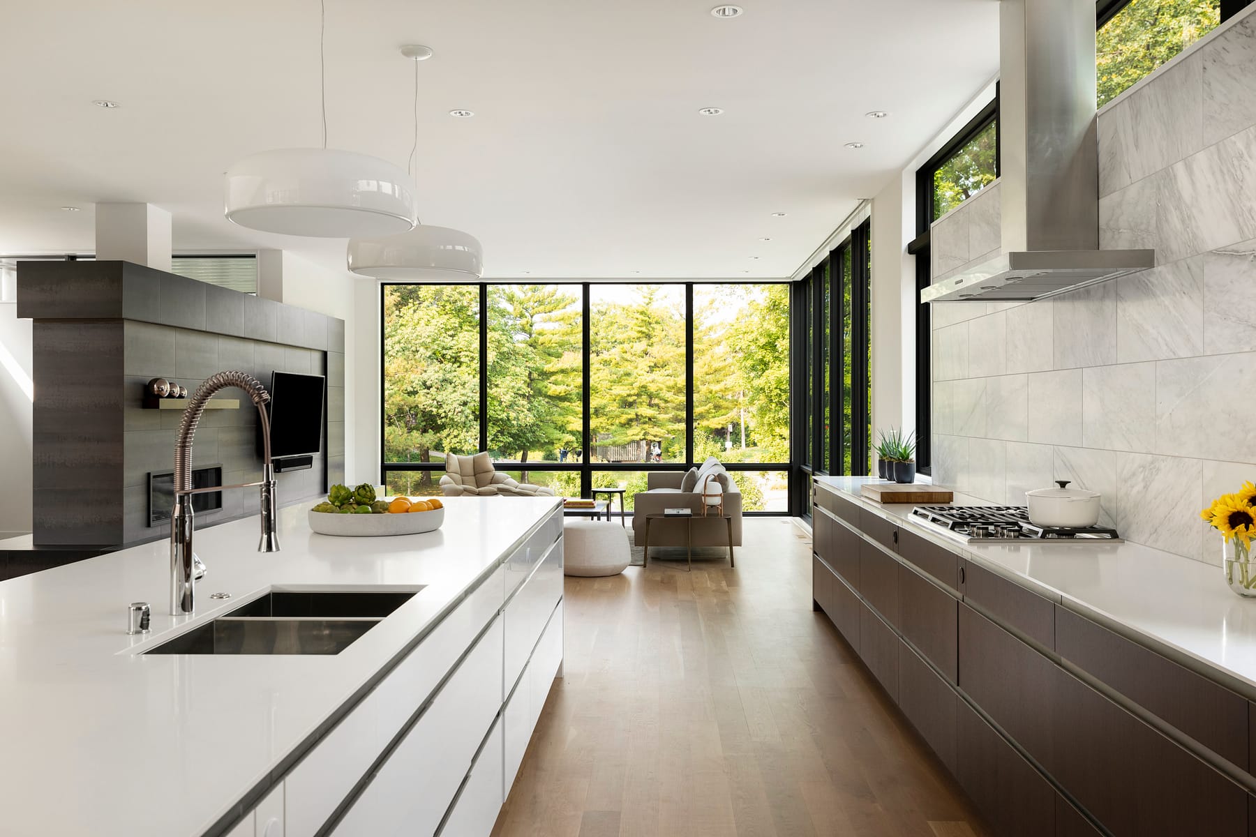 Isles Modern, image 4