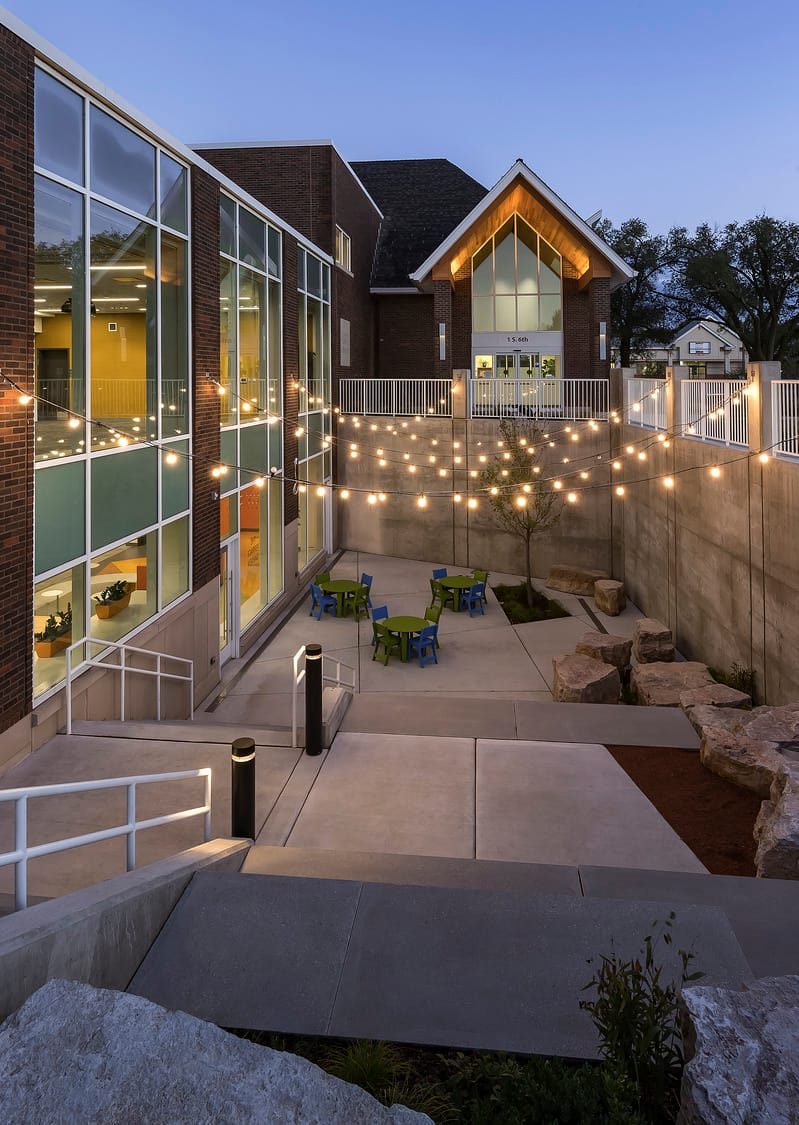 St. Charles Public Library, image 3