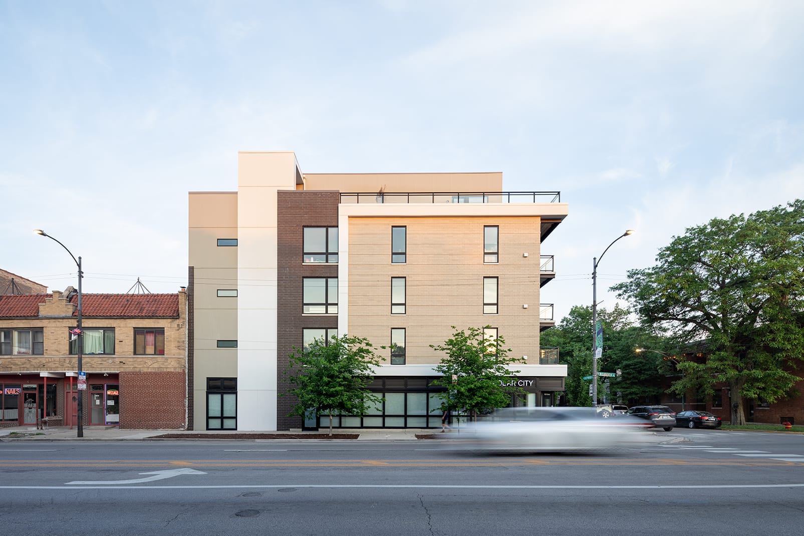 2407 W. Eastwood, image 3