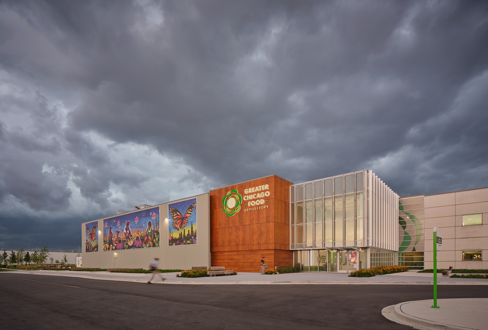 Greater Chicago Food Depository, image 5